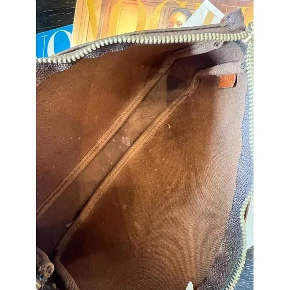 LOUIS VUITTON Pochette Accessoires Brown LV Logo Monogram Canvas Shoulder Bag - Picture 8 of 12